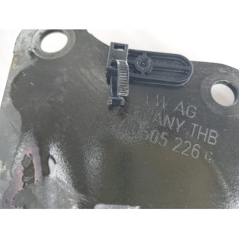 Recambio de brazo suspension superior trasero derecho para volkswagen touran (5t1) advance bmt referencia OEM IAM 5Q0505226C  