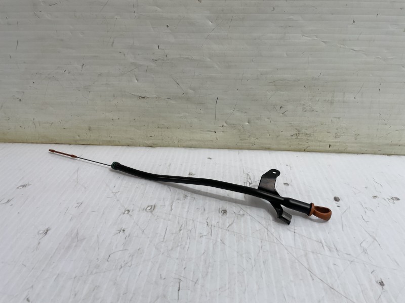 Recambio de varilla aceite para peugeot 308 sw envy referencia OEM IAM 9672250580  