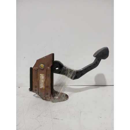 Recambio de pedal embrague para seat ibiza iii (6l1) 1.4 tdi referencia OEM IAM 6Q1721059A  