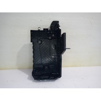 Recambio de soporte bateria para jeep avenger altitude referencia OEM IAM 9823533180  