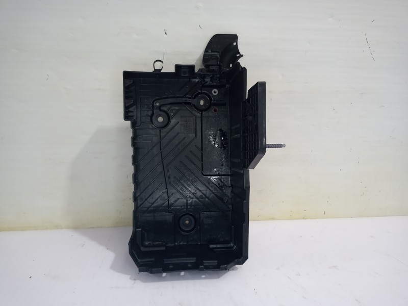 Recambio de soporte bateria para jeep avenger altitude referencia OEM IAM 9823533180  