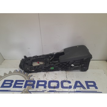 Recambio de apoyabrazos central para jaguar xe 2.0 diesel cat referencia OEM IAM GX7319E766AA  