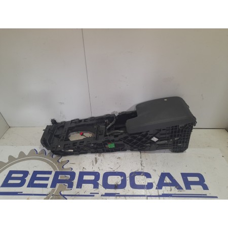 Recambio de apoyabrazos central para jaguar xe 2.0 diesel cat referencia OEM IAM GX7319E766AA  