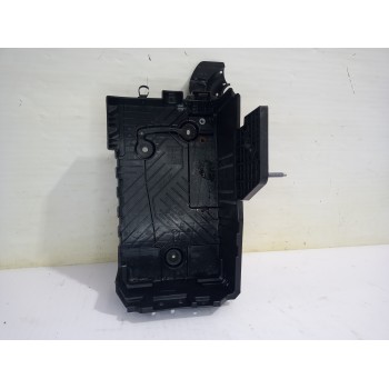 Recambio de soporte bateria para jeep avenger altitude referencia OEM IAM 9823533180  