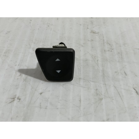 Recambio de mando elevalunas delantero derecho para fiat 500 cabrio (150) aniversario referencia OEM IAM E30500  