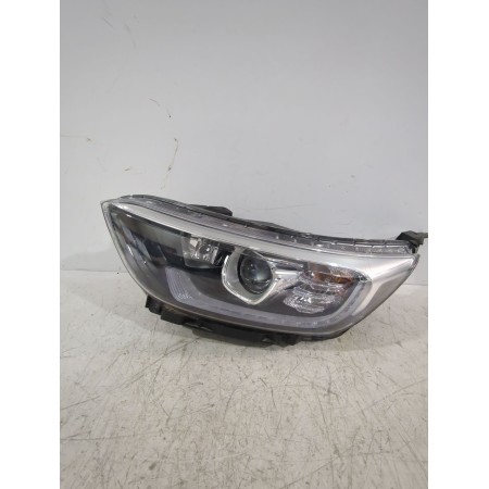 Recambio de faro izquierdo para kia stonic (yb) 1.0 t-gdi referencia OEM IAM 92101H8555  