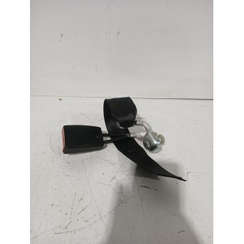 Recambio de enganche cinturon trasero derecho para seat ibiza iii (6l1) 1.4 tdi referencia OEM IAM 6Q0857740D  