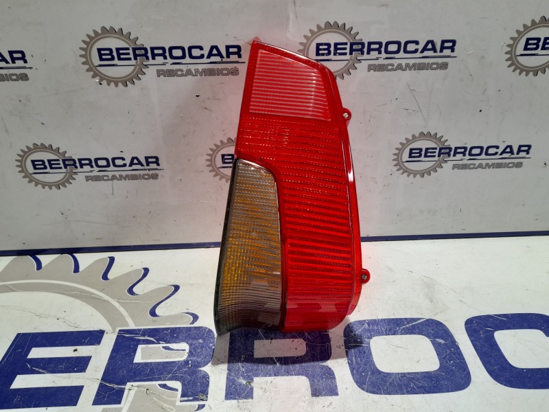Recambio de tulipa piloto trasero izquierdo para peugeot 107 1.0 cat (384f) referencia OEM IAM E289098  