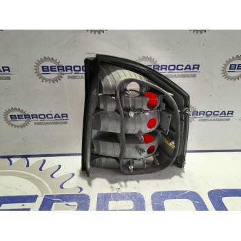 Recambio de piloto trasero izquierdo para opel vectra c berlina referencia OEM IAM 13251937  