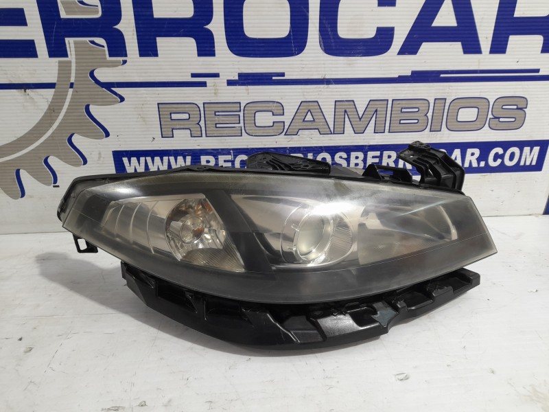 Recambio de faro derecho para renault laguna ii (bg0) 1.9 dci diesel fap referencia OEM IAM 8200555906  