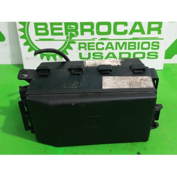 CAJA RELES / FUSIBLES 2T1T14A067 