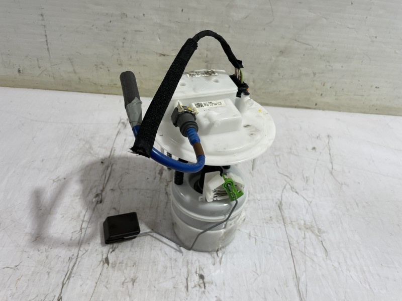 Recambio de aforador para opel corsa f edition referencia OEM IAM 98425786800  