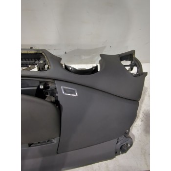 Recambio de salpicadero para citroën c4 grand picasso i (ua_) 1.6 hdi referencia OEM IAM 8231FT  