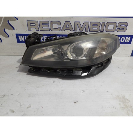 Recambio de faro izquierdo para renault laguna ii (bg0) 1.9 dci diesel fap referencia OEM IAM 8200555905  
