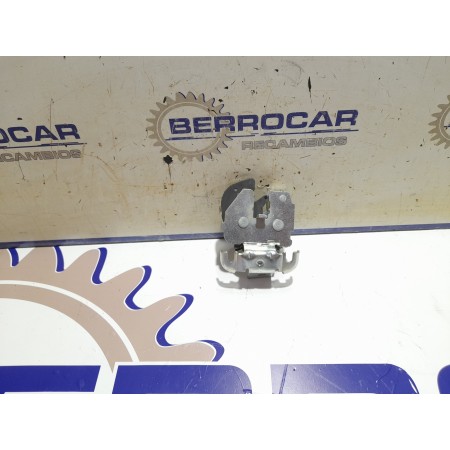 Recambio de anclaje asiento trasero para mercedes-benz clase c (w203) berlina 2.2 cdi cat referencia OEM IAM 1769209300  