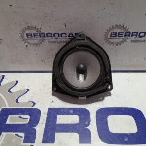 altavoz_861600f030_toyota_corolla_verso_r1_2_2_d_cat