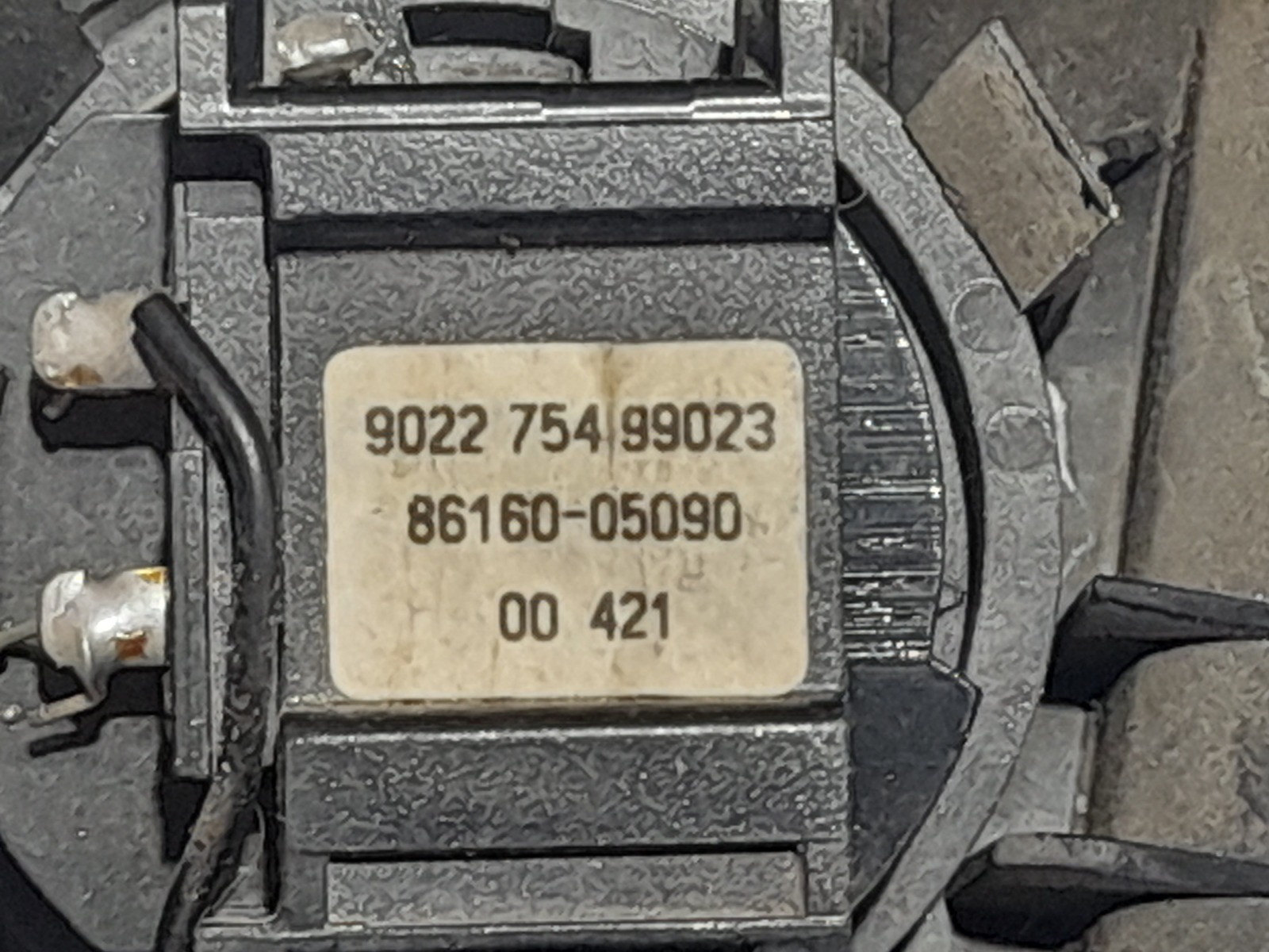 moldura_8616005090_toyota_avensis_berlina_t25_1_8_16v_cat