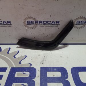 moldura_9676394977_peugeot_208_1_6_blue_hdi_fap