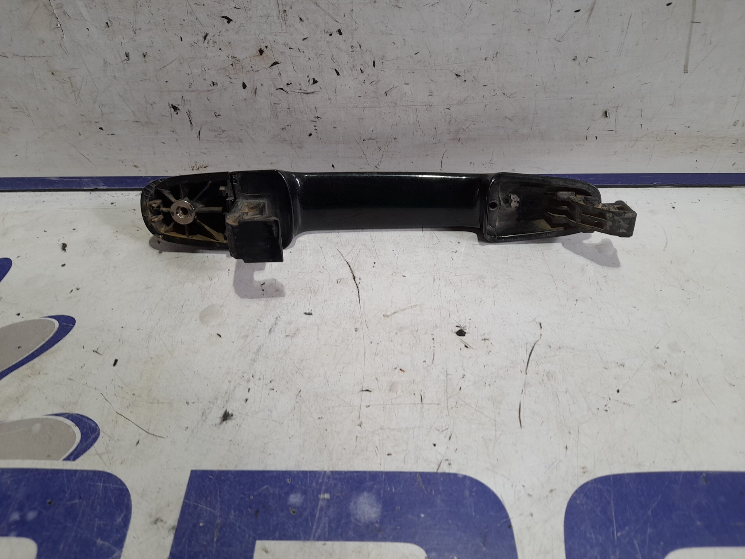 maneta_exterior_trasera_izquierda_6920405030_toyota_avensis_berlina_t25_1_8_16v_cat