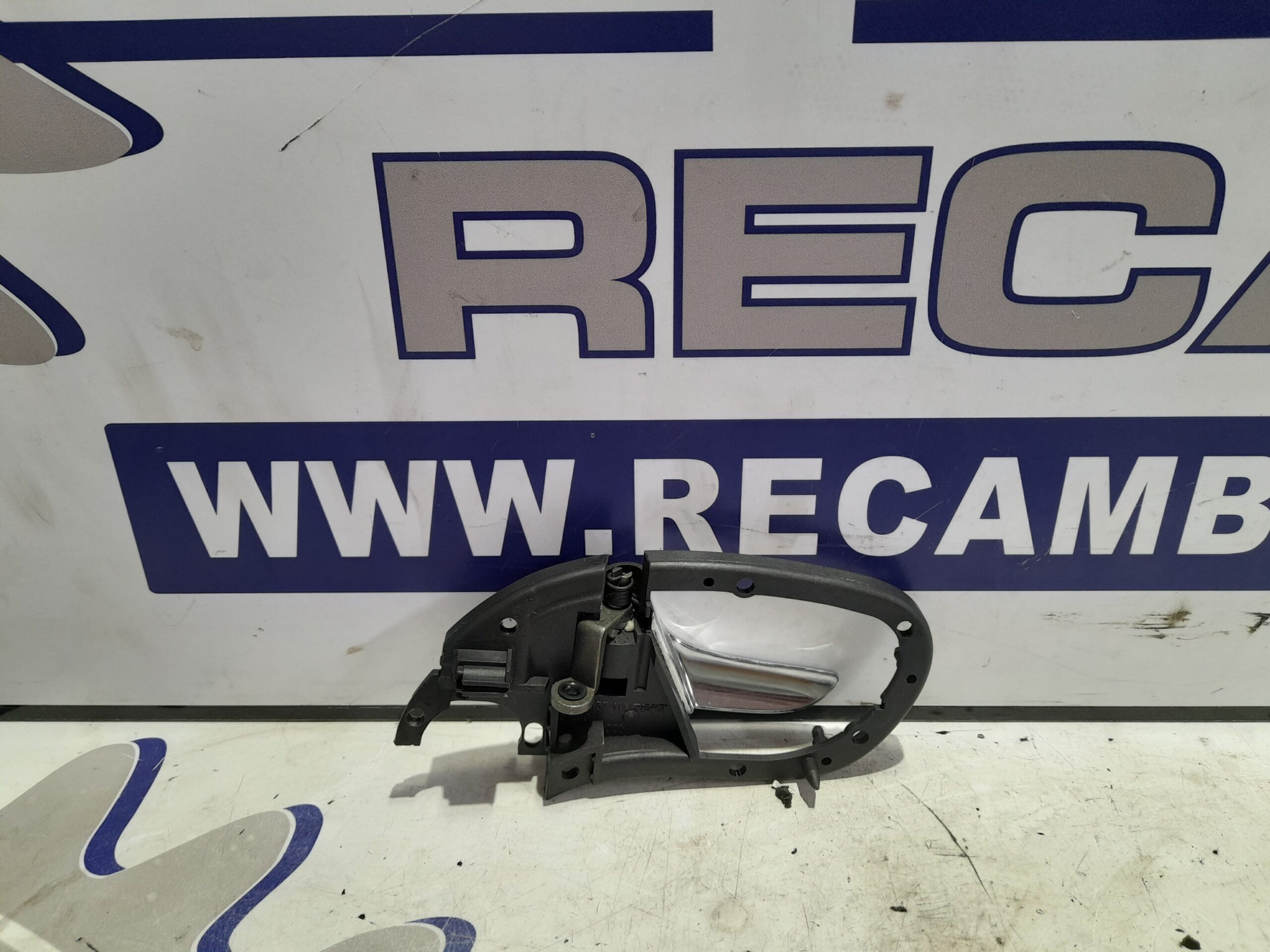 maneta_interior_delantera_derecha_1m0837114_seat_leon_1m1_1_9_tdi