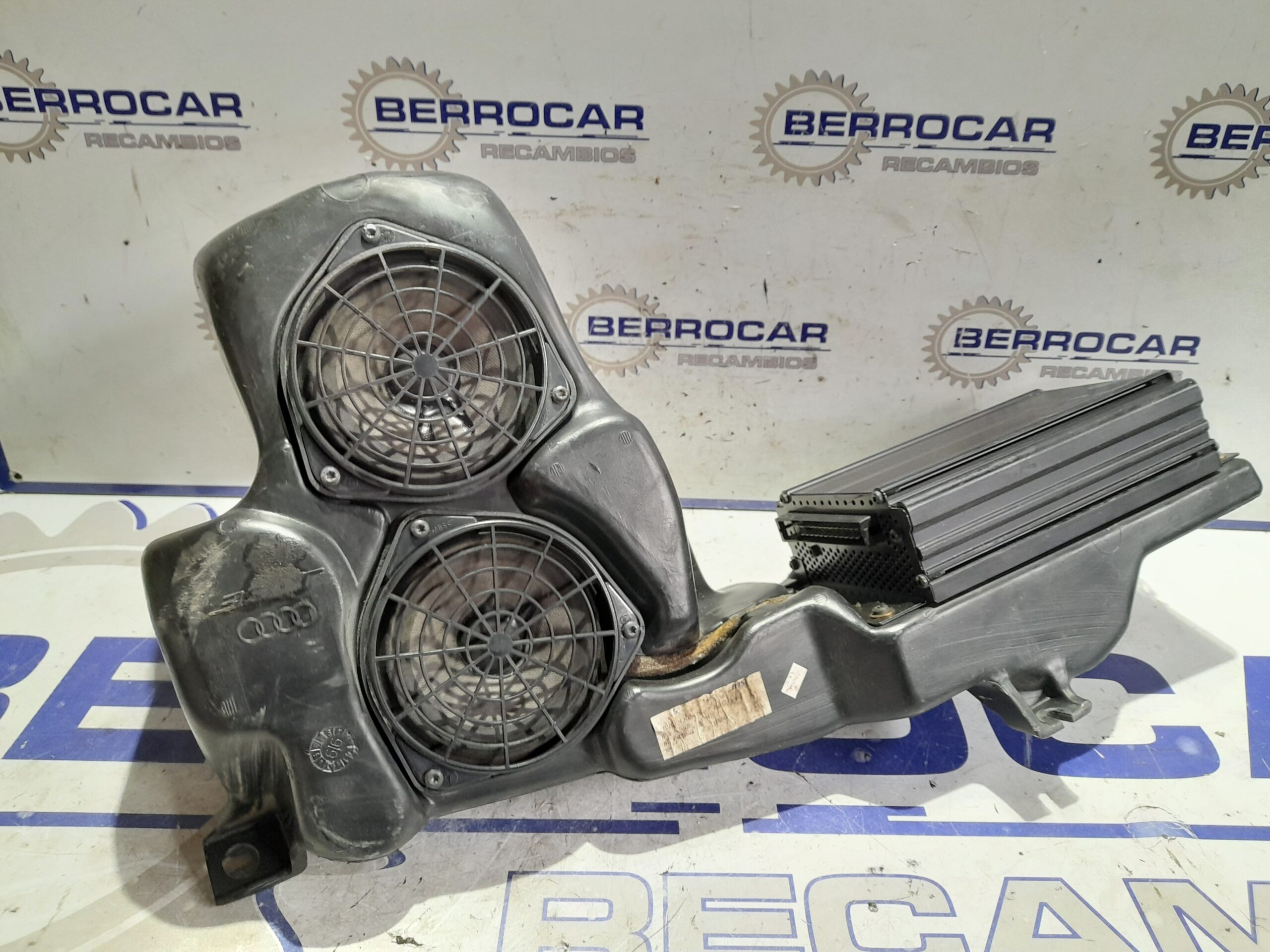 altavoz_3255012001_audi_a6_berlina_4b2_2_5_v6_24v_tdi