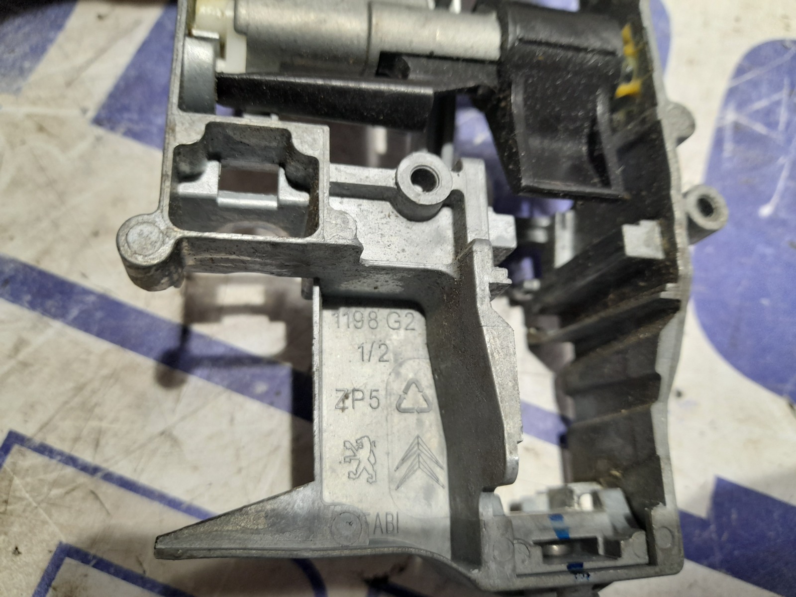 maneta_exterior_trasera_izquierda_9109_58_citr_n_c5_berlina_1_6_16v_hdi_fap