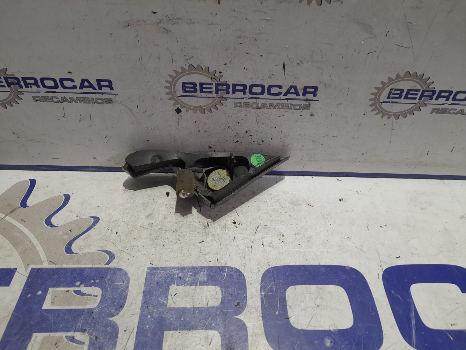 altavoz_5ja035411c_skoda_spaceback_5h_1_6_tdi