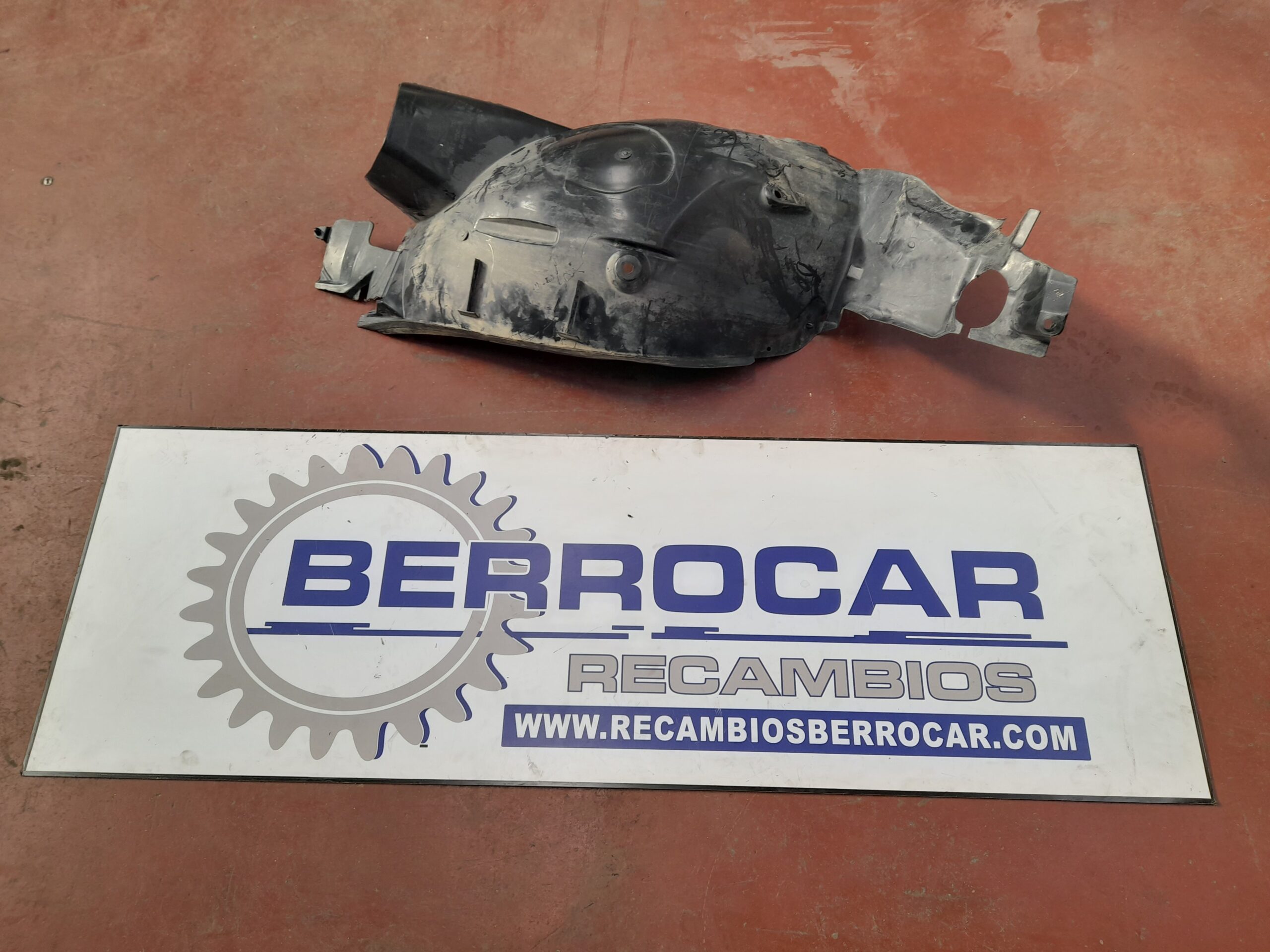 paso_rueda_delantero_1696903730_mercedes_benz_clase_a_w169_1_7_cat