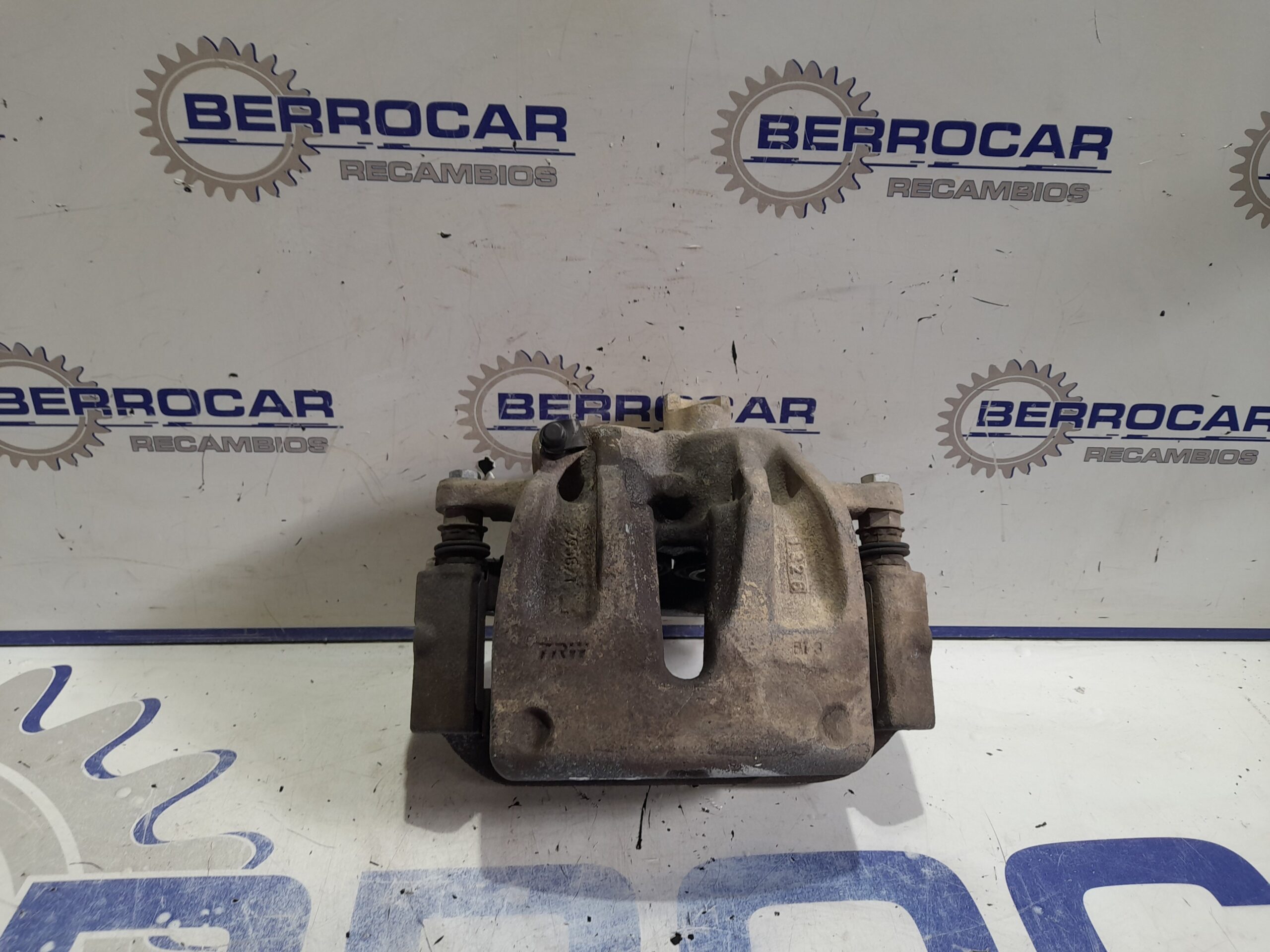 pinza_de_freno_delantera_izquierda_land_rover_discovery_2_7_td_v6_cat