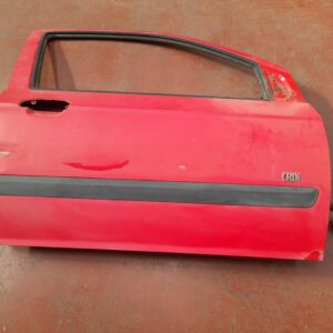 puerta_delantera_derecha_danada_76004_1c221_hyundai_getz_tb_1_5_crdi_cat