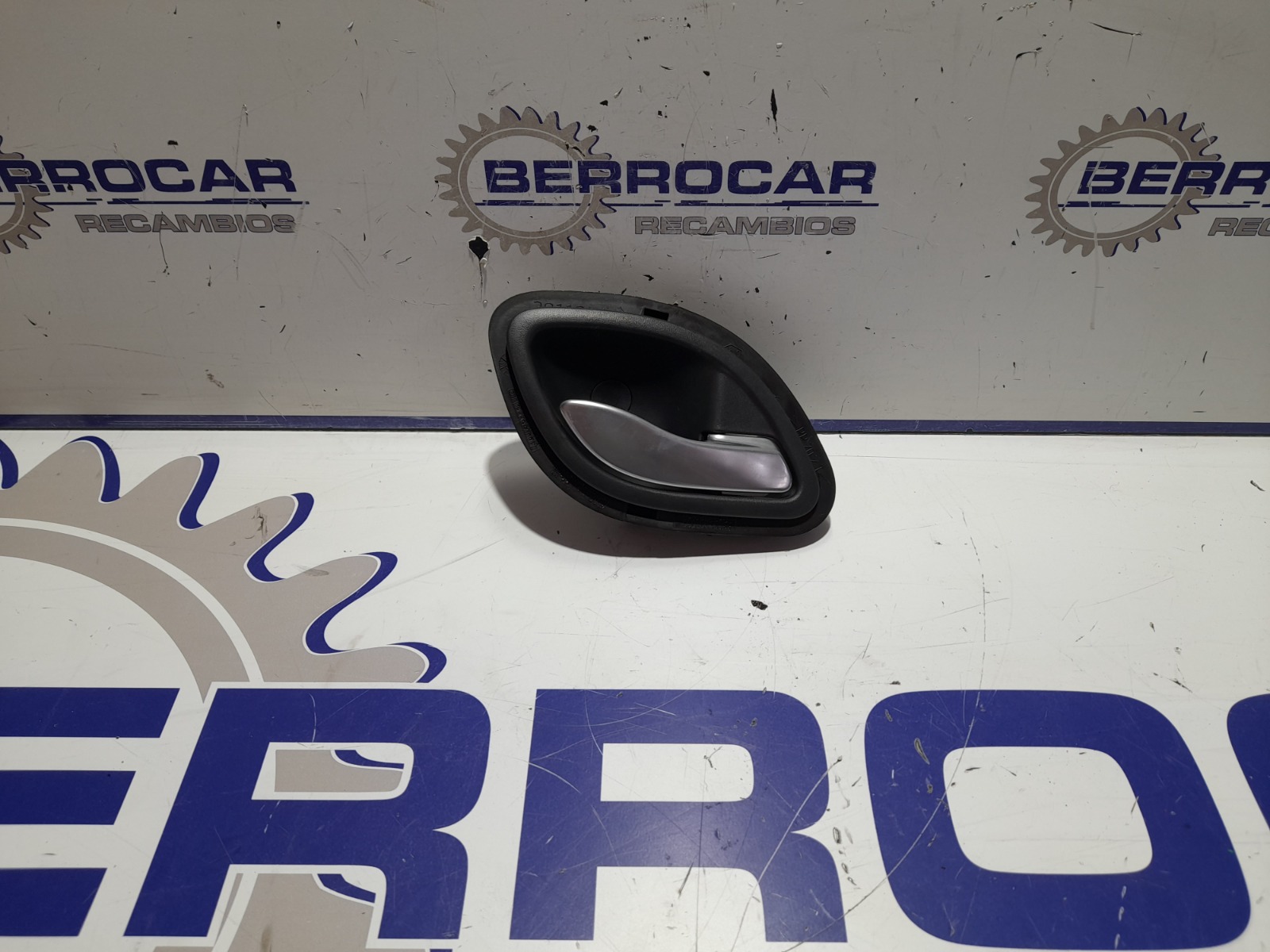 maneta_interior_trasera_derecha_8200000724_renault_laguna_ii_bg0_1_9_dci_diesel_fap