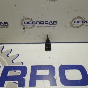 interruptor_3b0945511c_seat_exeo_berlina_3r2_2_0_tdi