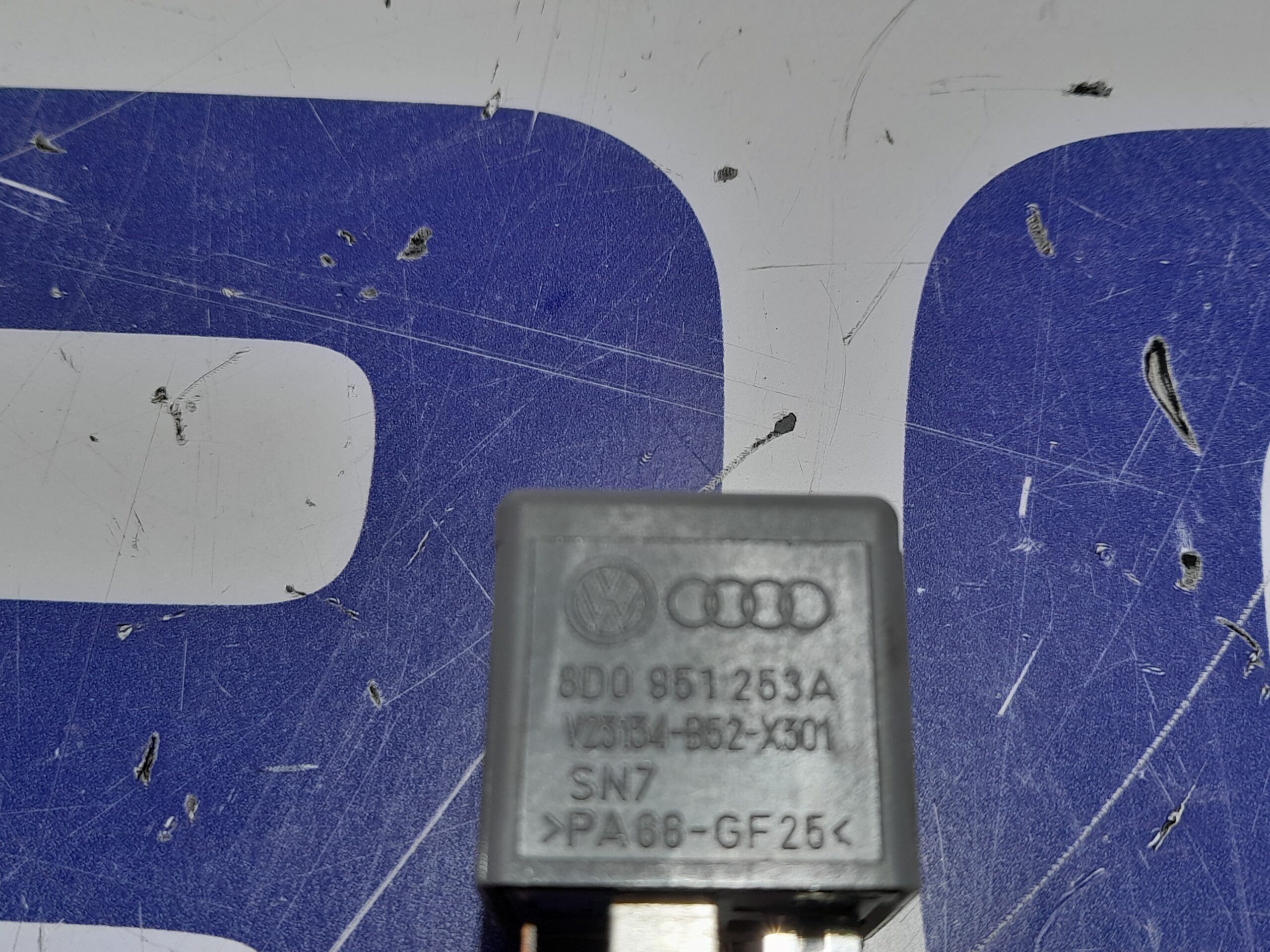 rele_8d0851253a_seat_exeo_berlina_3r2_2_0_tdi