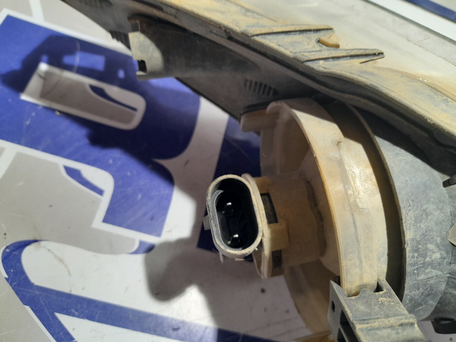 faro_antiniebla_derecho_13226829r_opel_insignia_berlina_2_0_16v_cdti