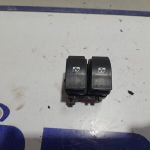 mando_elevalunas_delantero_izquierdo_315040a_renault_scenic_ii_1_5_dci_diesel_cat