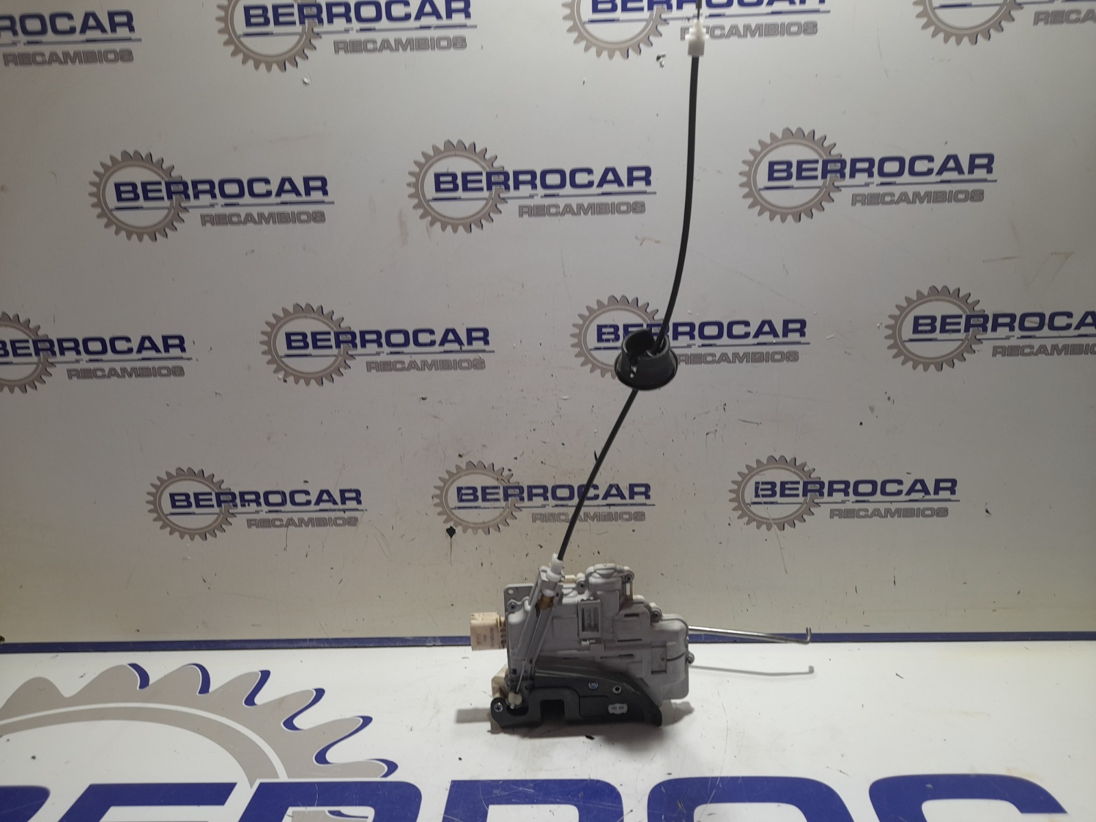 cerradura_puerta_delantera_derecha_8e1837016_seat_exeo_berlina_3r2_2_0_tdi