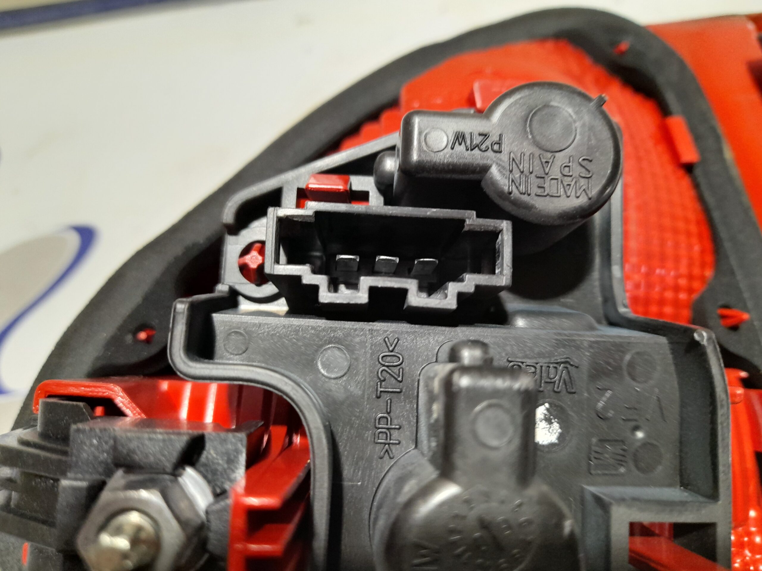 piloto_trasero_derecho_interior_3r5945094b_seat_exeo_berlina_3r2_2_0_tdi