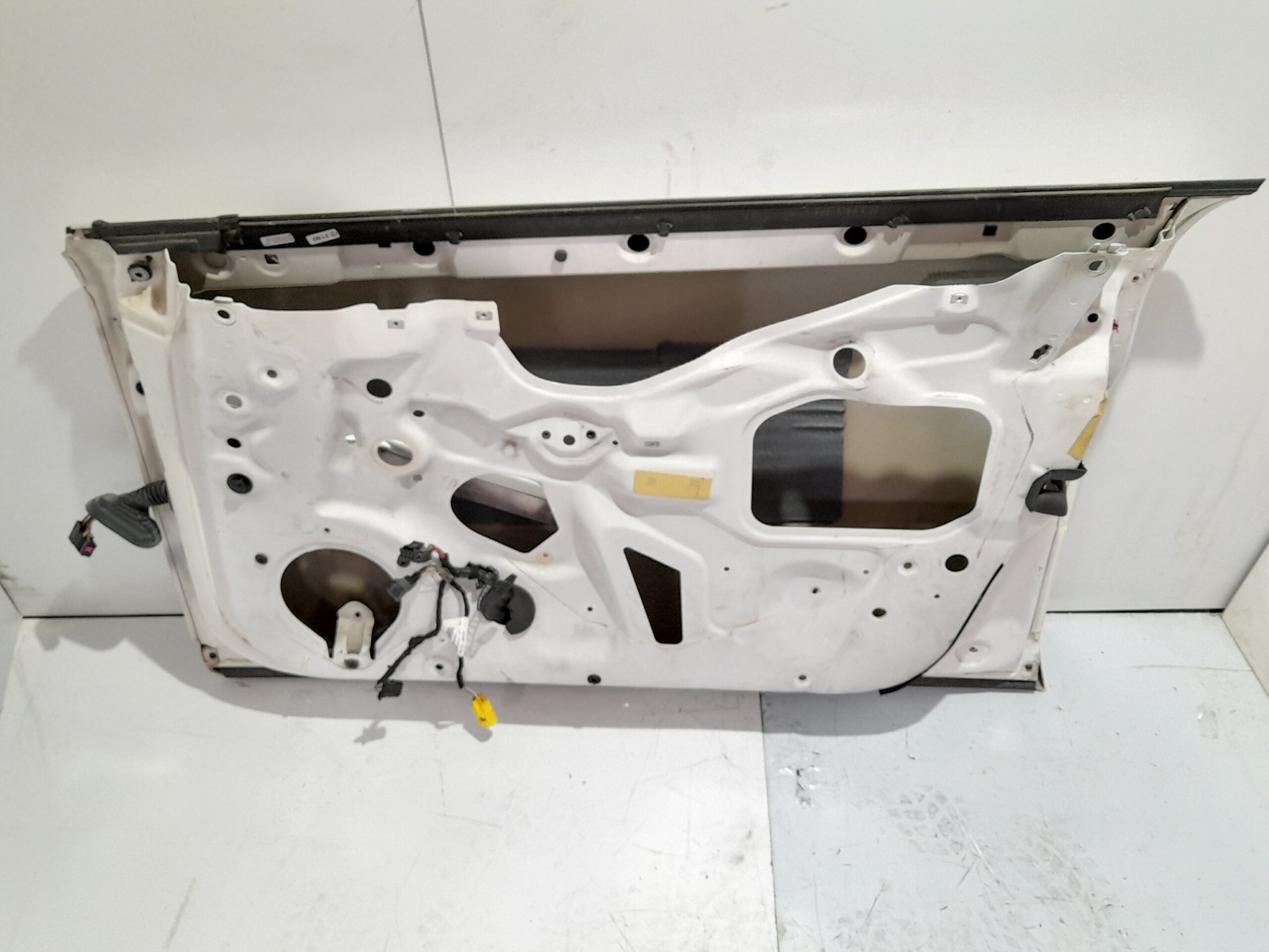 puerta_delantera_derecha_3r0831052_seat_exeo_berlina_3r2_2_0_tdi