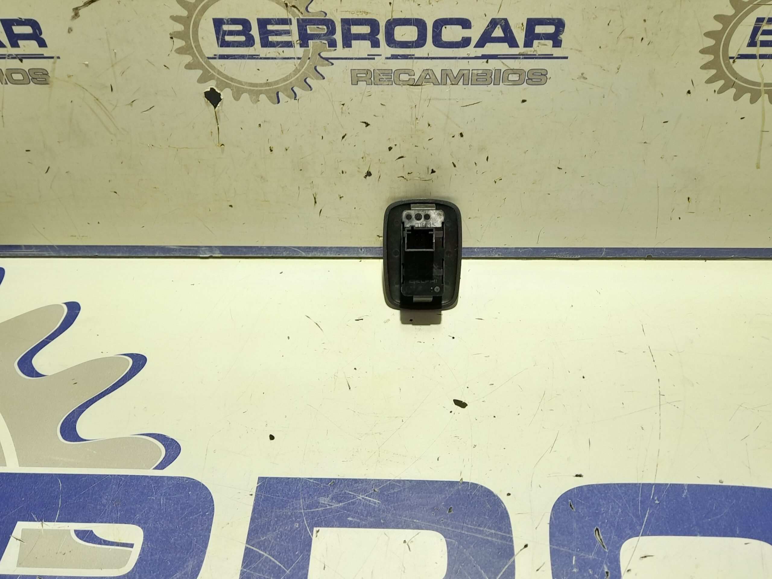 mando_elevalunas_trasero_derecho_96623726xt_citr_n_c5_berlina_1_6_16v_hdi_fap