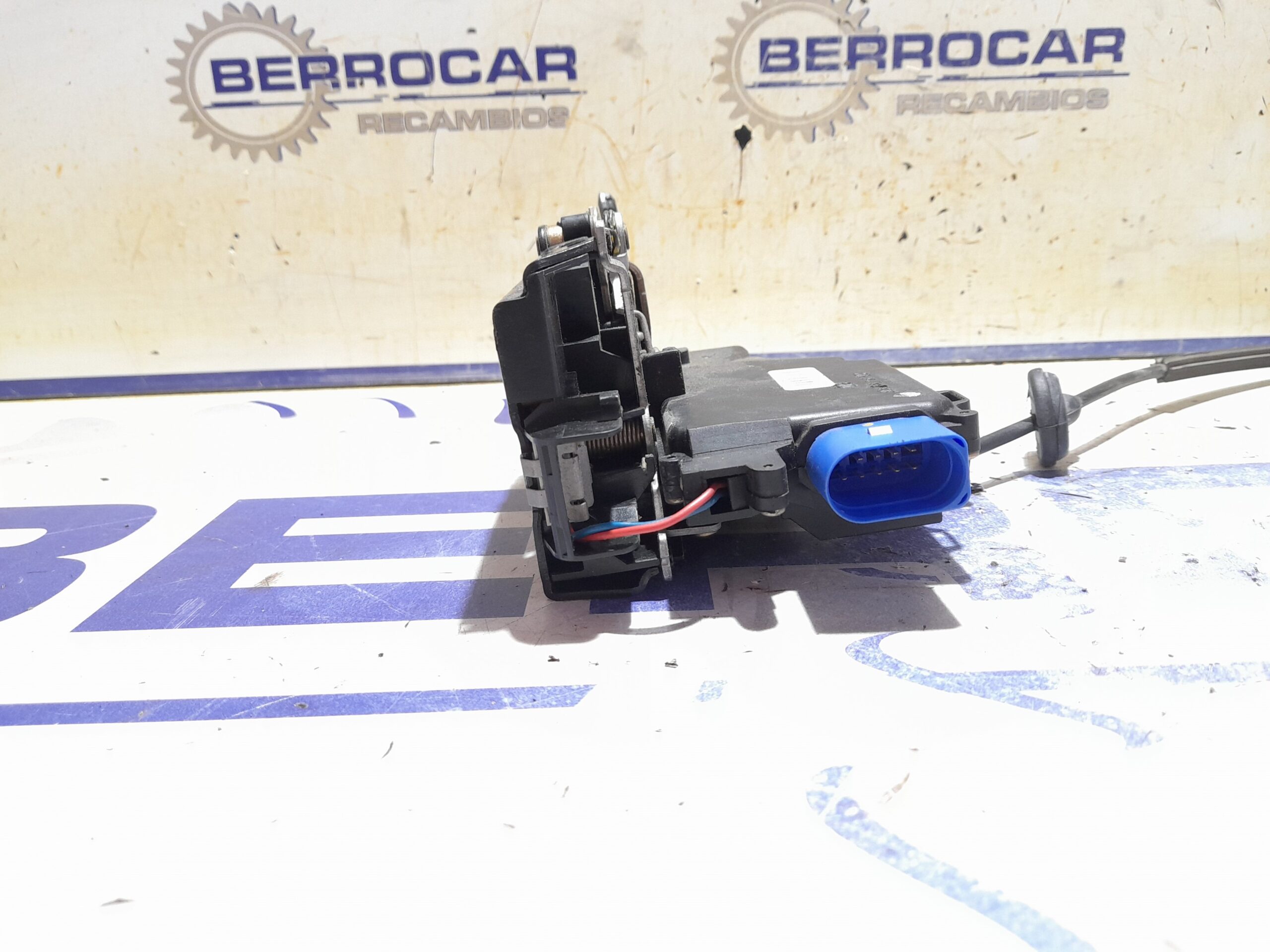 cerradura_puerta_delantera_derecha_3d1837016_volkswagen_caddy_ka_kb_2k_1_9_tdi