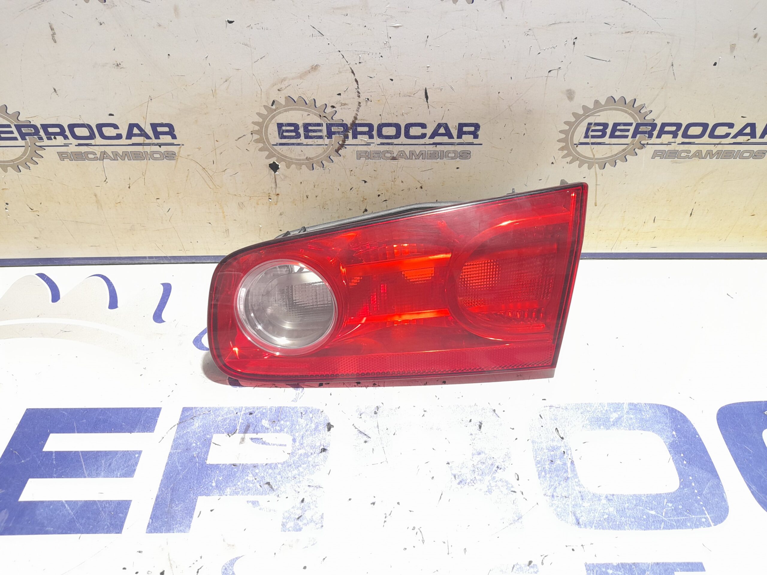 piloto_trasero_derecho_interior_renault_laguna_ii_bg0