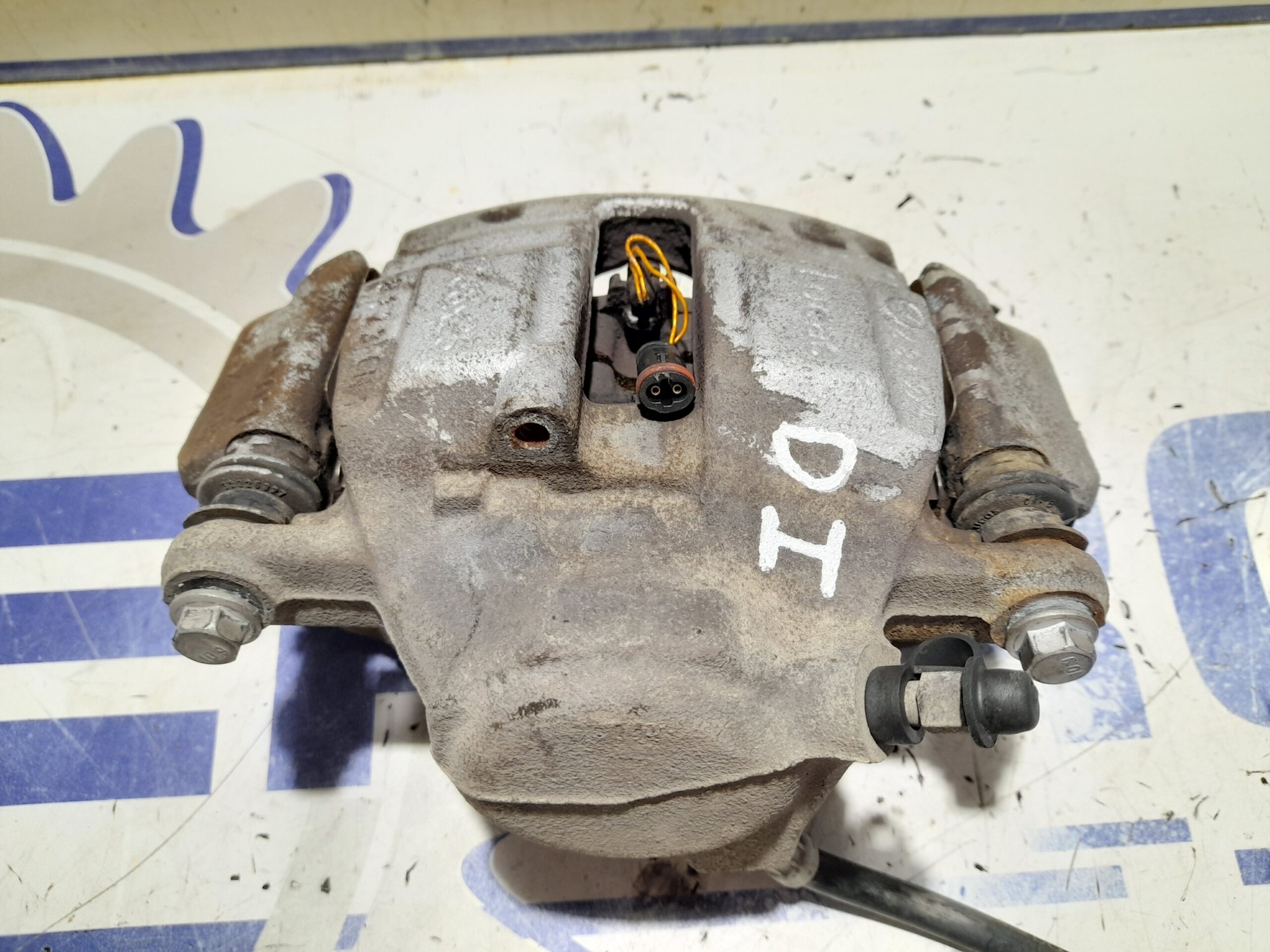 pinza_de_freno_delantera_izquierda_a0034202183_mercedes_benz_clase_c_w203_berlina_2_2_cdi_cat