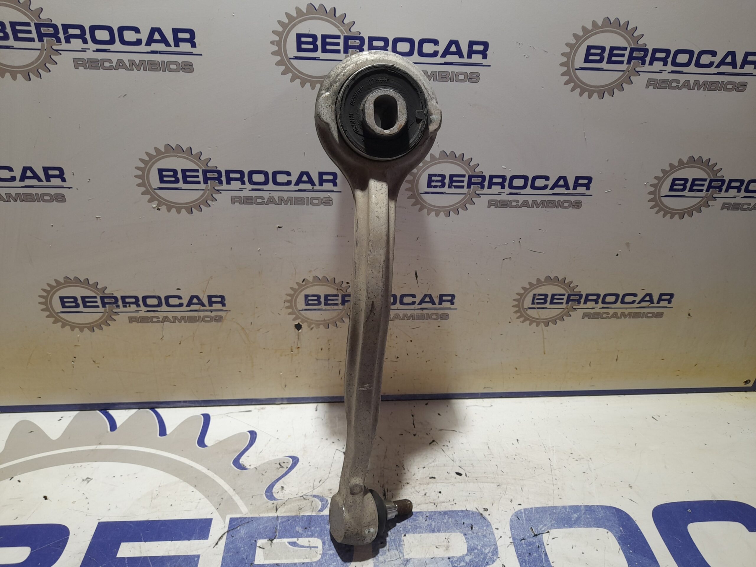 brazo_suspension_inferior_delantero_izquierdo_20304l_mercedes_benz_clase_c_w203_berlina_2_2_cdi_cat