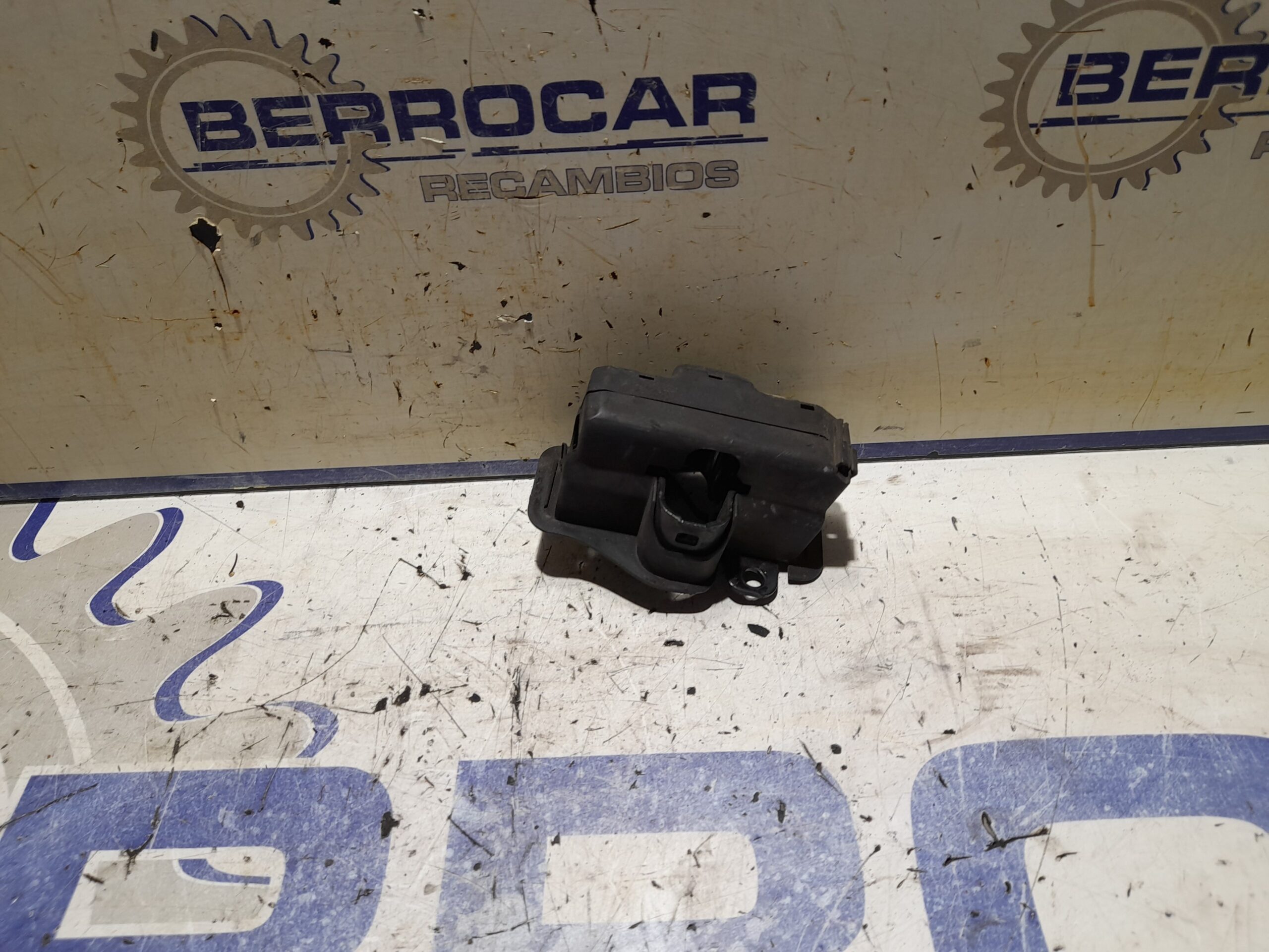 cerradura_capo_a2038800060_mercedes_benz_clase_c_w203_berlina_2_2_cdi_cat