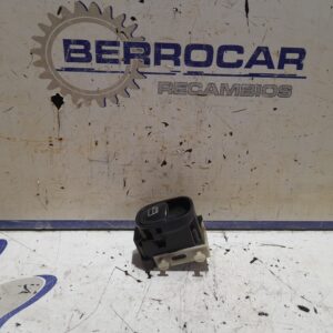 mando_elevalunas_trasero_derecho_2038200210_mercedes_benz_clase_c_w203_berlina_2_2_cdi_cat