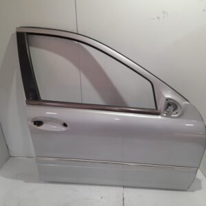 puerta_delantera_derecha_a2037200205_mercedes_benz_clase_c_w203_berlina_2_2_cdi_cat