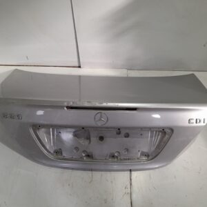 porton_trasero_ver_fotos_mercedes_benz_clase_c_w203_berlina_2_2_cdi_cat