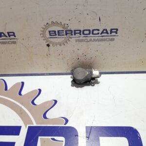 motor_apertura_trampillas_climatizador_a2038201642_mercedes_benz_clase_c_w203_berlina_2_2_cdi_cat