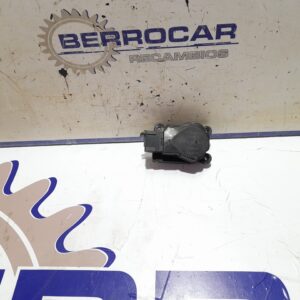 motor_apertura_trampillas_climatizador_a2038201642_mercedes_benz_clase_c_w203_berlina_2_2_cdi_cat