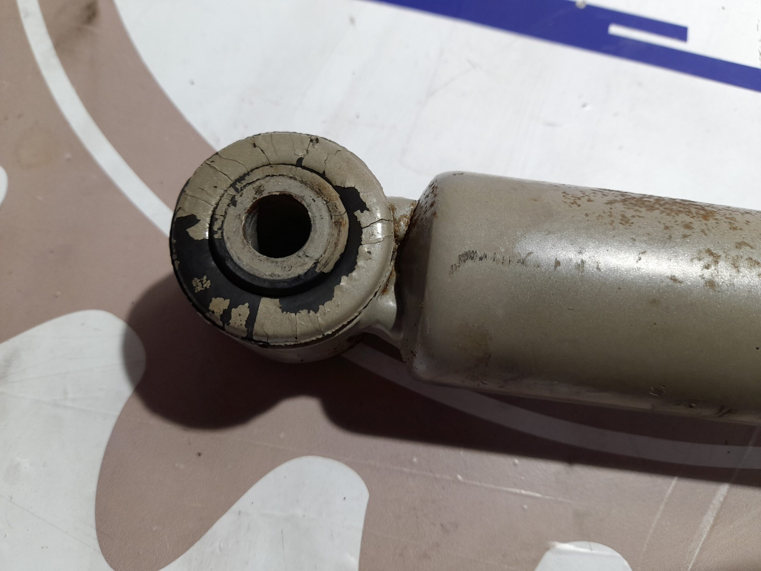 amortiguador_trasero_derecho_2083230198_mercedes_benz_clase_c_w203_berlina_2_2_cdi_cat